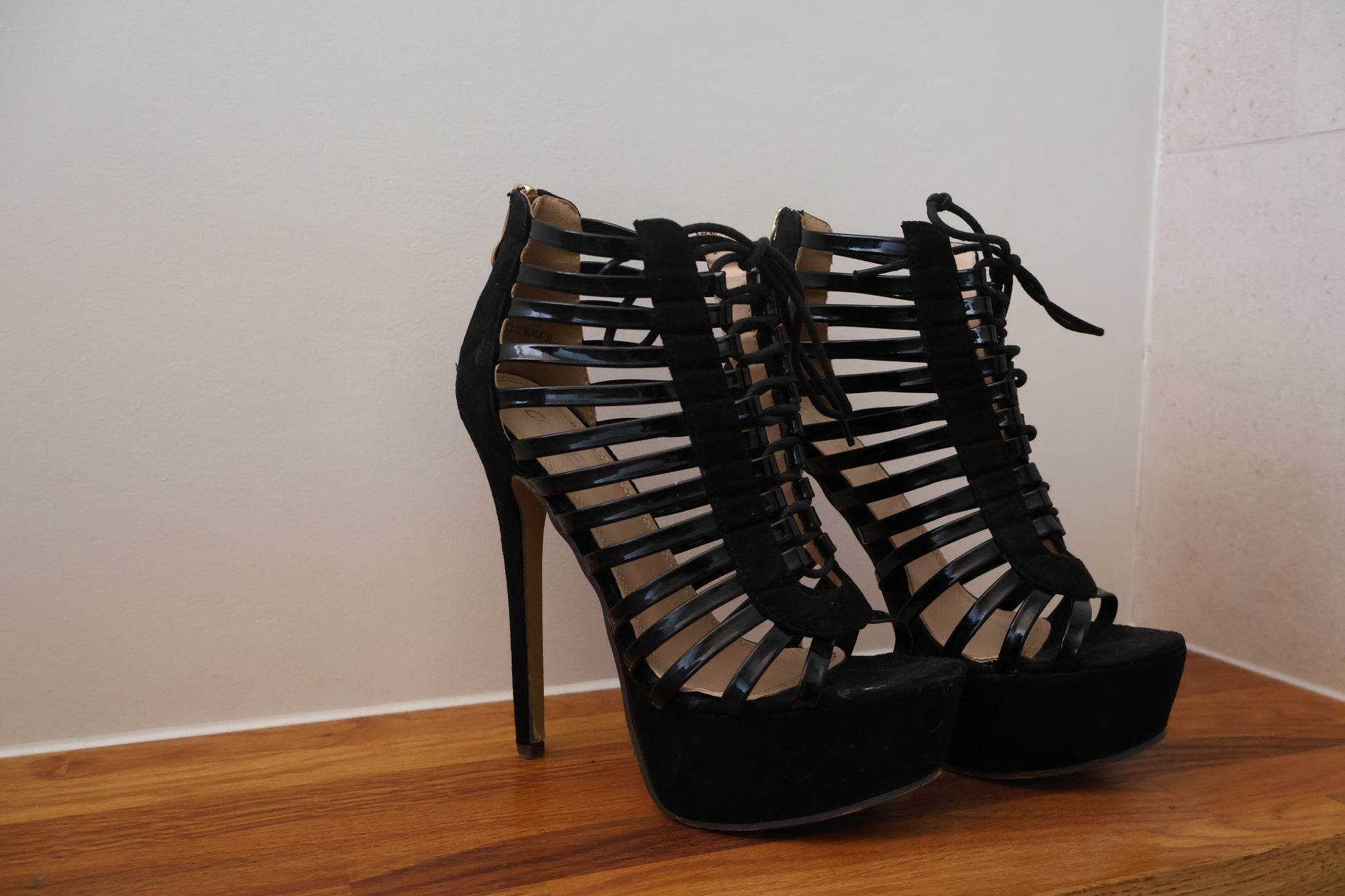 Comer Black Widow Heels