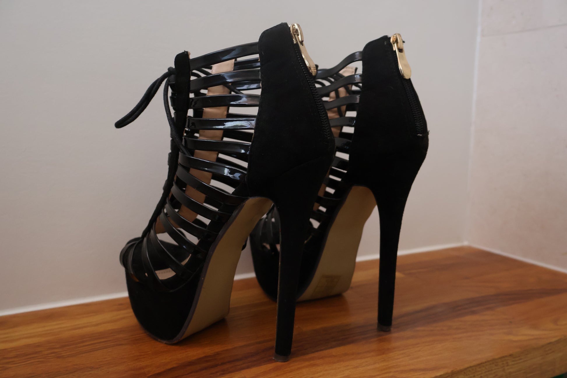 Comer Black Widow Heels