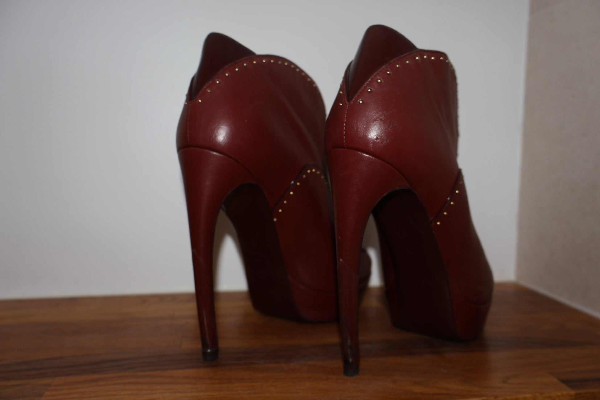 Alexander McQueen ‘Studded Heart-Toe Platform Bootie