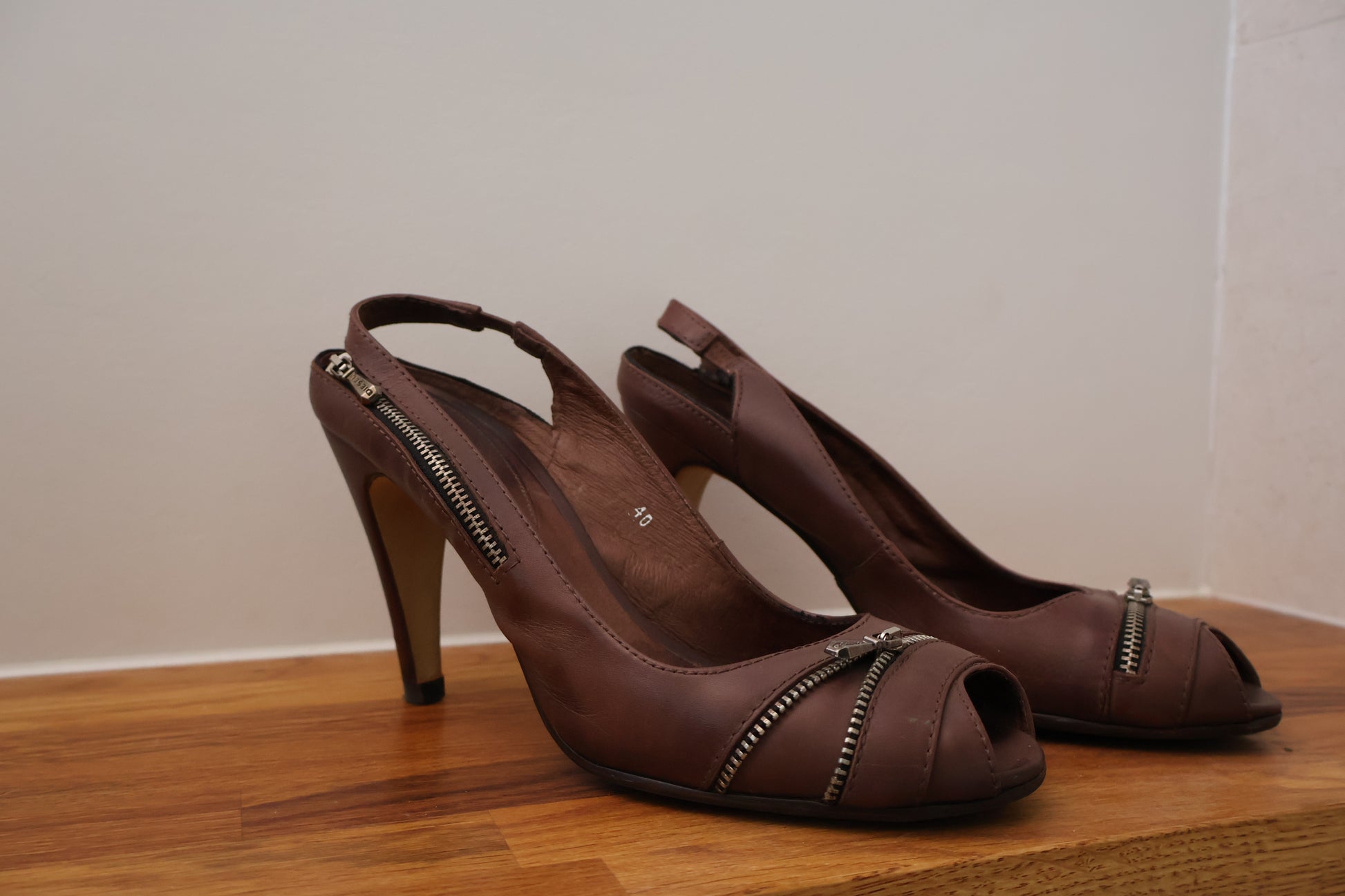 Diesel D-IPPER HP sling-back peep-toe pumps